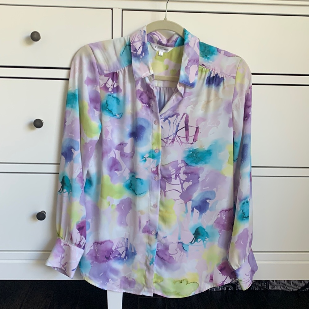 Colourful blouse great for day or night